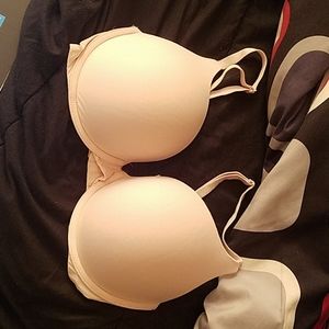 Victoria's Secret Push Up Bra